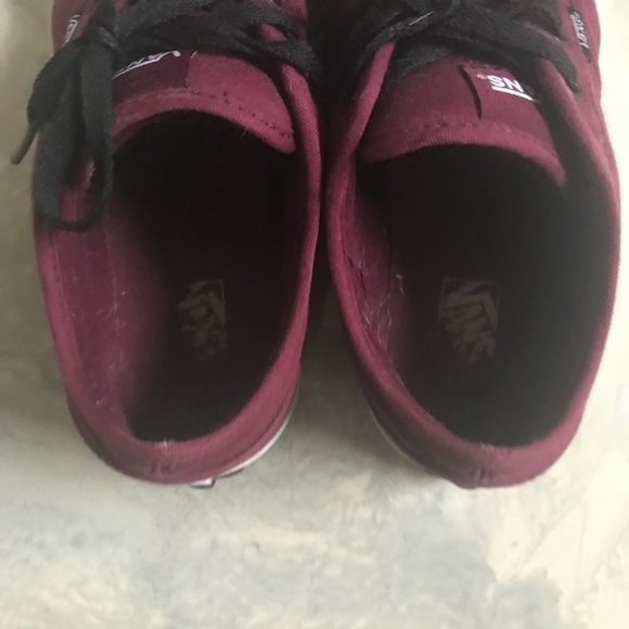 SOLD! VANS Sneakers - Picture 5 of 6